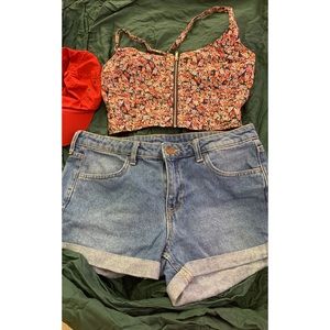 Mudd crop top with zippered front